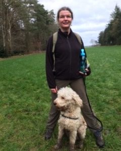 Nathalie Wichink wandelende overgangscoach in Raalte